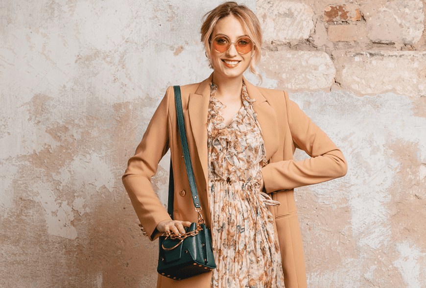 Women’s clothes & accessories